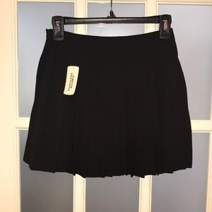 Forever 21 pleated skirt